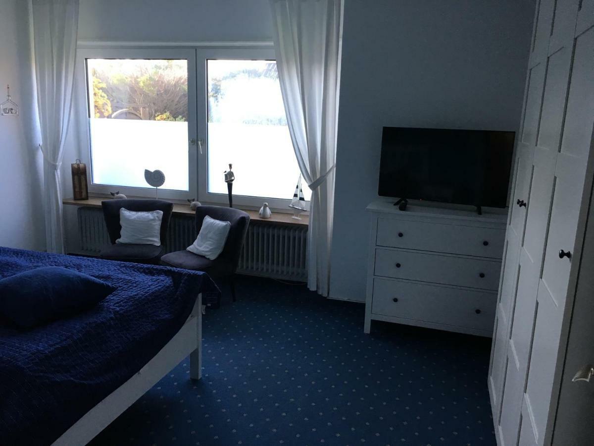 Haus Pamela Wohnung A Neuharlingersiel Exterior foto